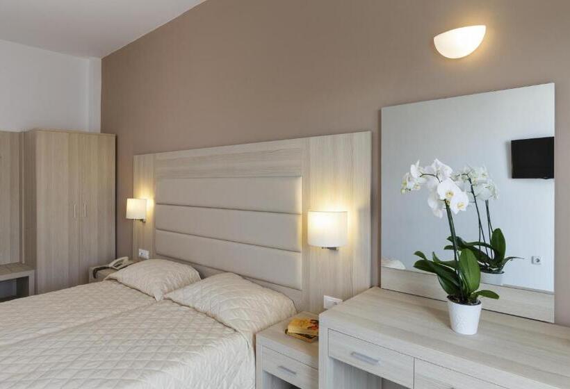 חדר סטנדרט עם מרפסת, Africa