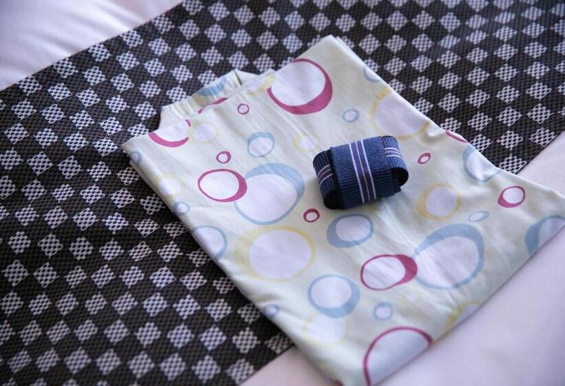 Quarto Estandar Vista Mar Lateral, Aile