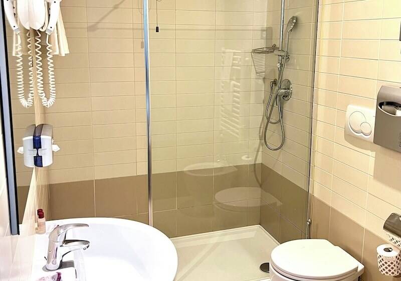 غرفة قياسية فردية, Ambra