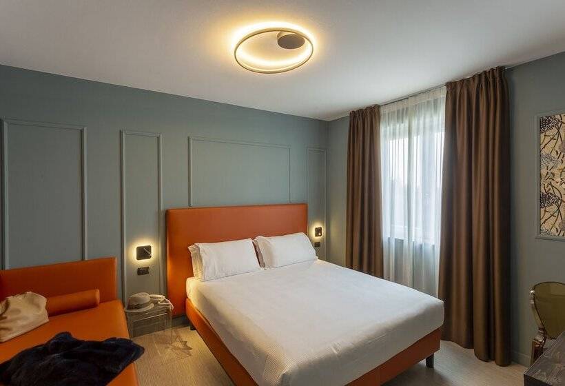 غرفة قياسية, Ambra