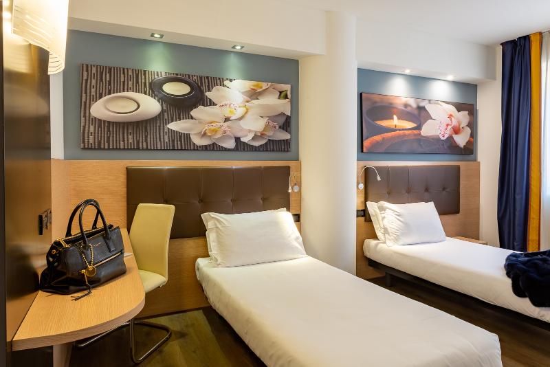 غرفة قياسية, Ambra