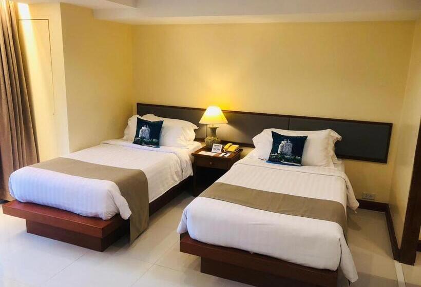 침실 2개 스위트, Andaman Beach Suites Hotel, Patong Phuket