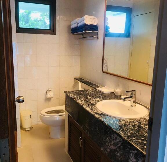 침실 2개 스위트, Andaman Beach Suites Hotel, Patong Phuket