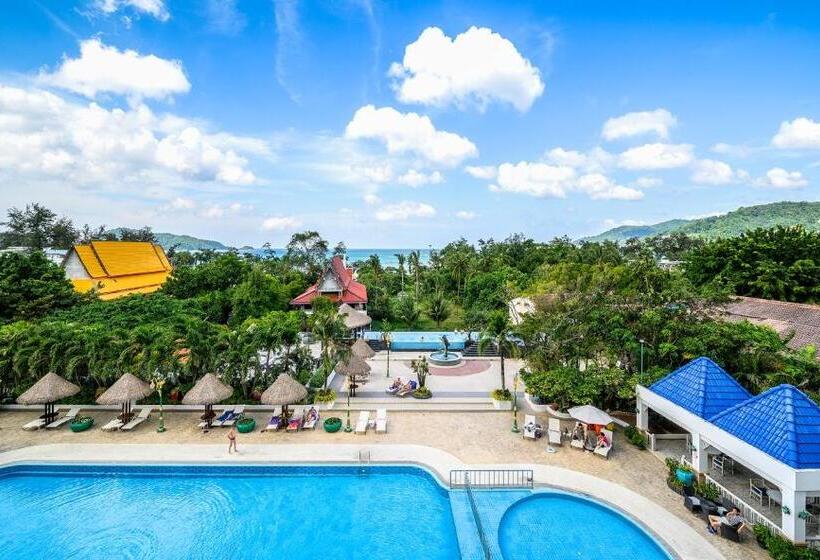 풀장 전망 디럭스 룸, Andaman Beach Suites Hotel, Patong Phuket