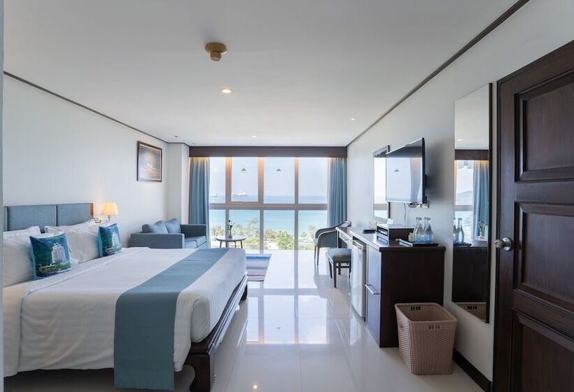 수피리어 룸 바다 전망, Andaman Beach Suites Hotel, Patong Phuket