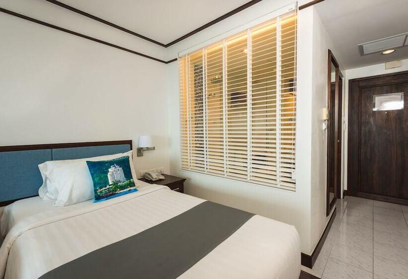 수피리어 룸 바다 전망, Andaman Beach Suites Hotel, Patong Phuket