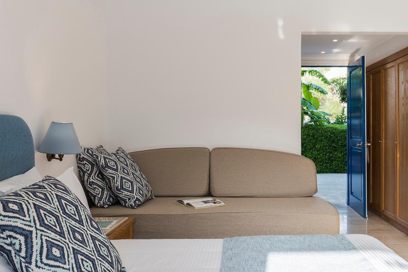 침실 2개 스위트, Andaman Beach Suites Hotel, Patong Phuket