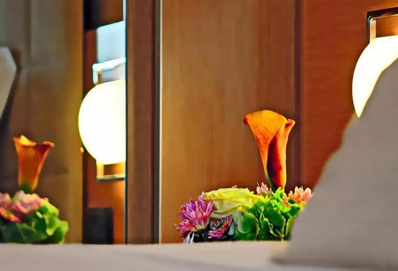 Comfort room with lake view, Caesius Thermae & Spa Resort