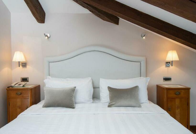 اتاق لوکس با چشم‌انداز شهر, Casa Verardo Residenza D Epoca