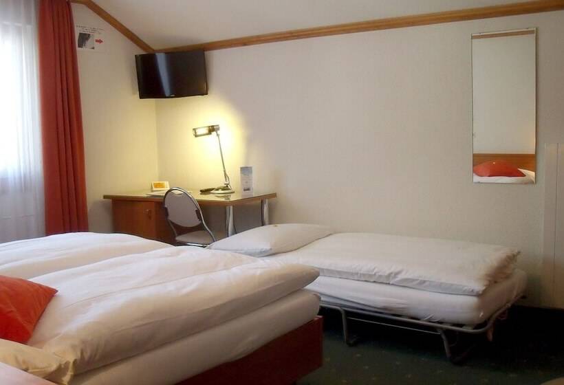 غرفة سوبيريور, Elite