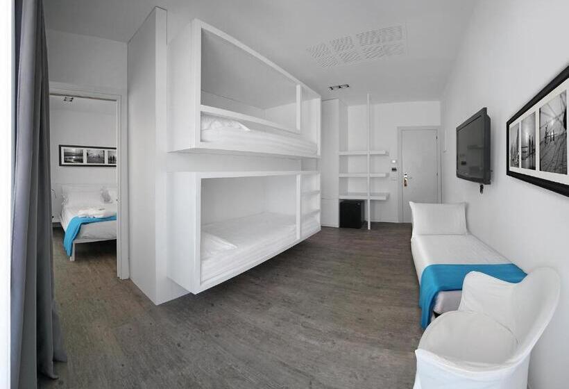 סוויטת ג'וניור משפחתית, Europa Monetti