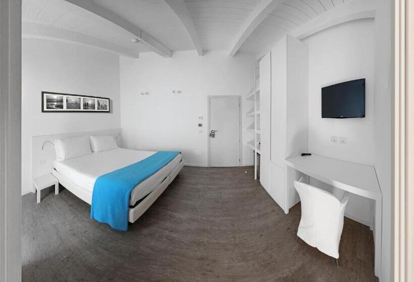 חדר סטנדרט, Europa Monetti