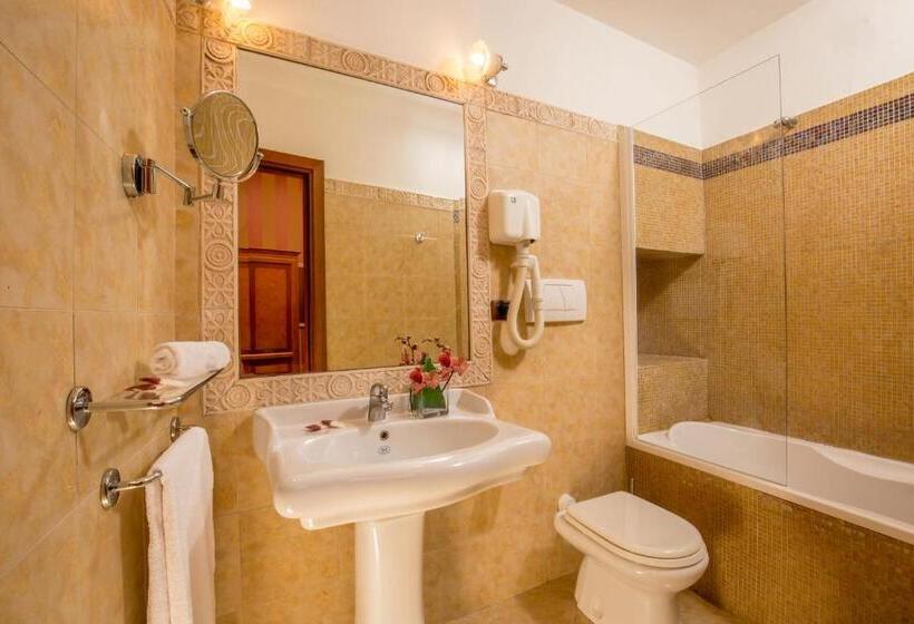 חדר סטנדרט, Forte