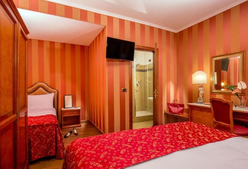 חדר סטנדרט לשלושה, Forte