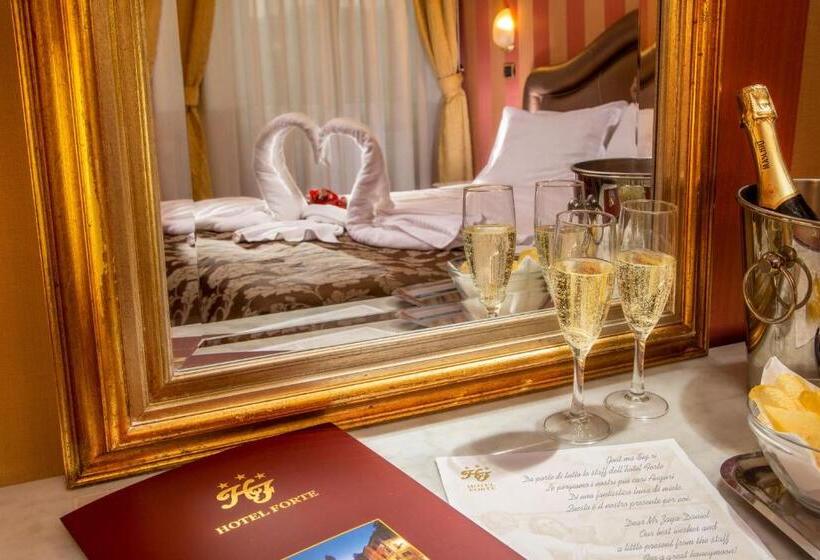 חדר בסיסי, Forte