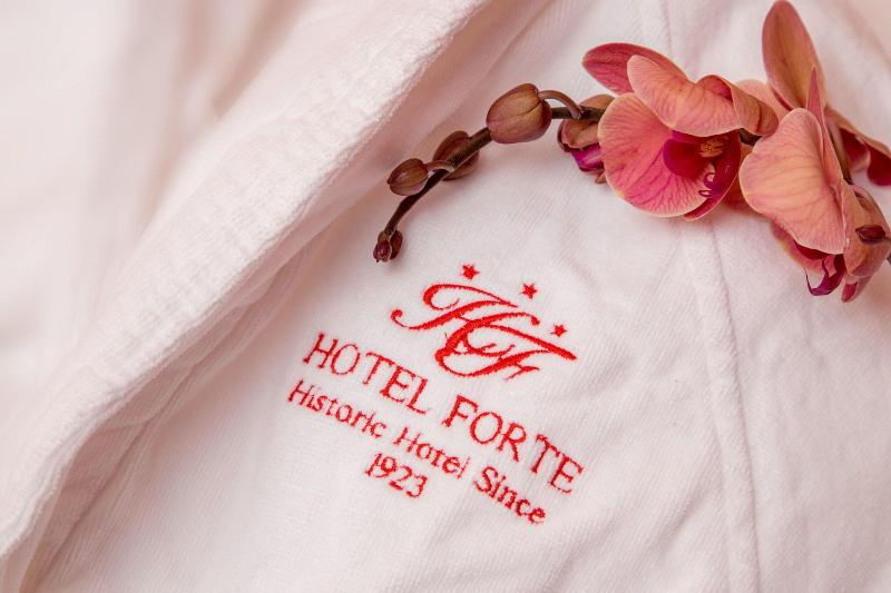 חדר סטנדרט, Forte