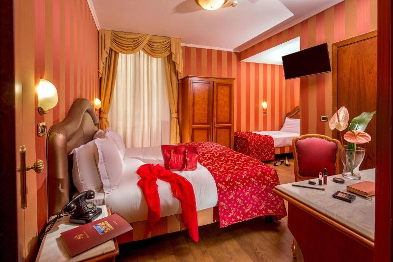 חדר סטנדרט לשלושה, Forte