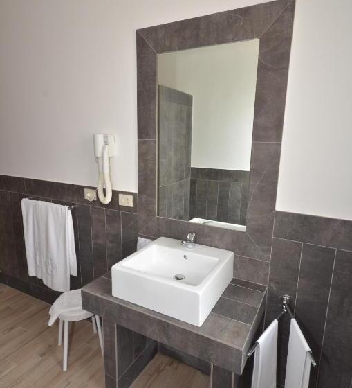 חדר סופריור עם נוף לים ומרפסת, Garden