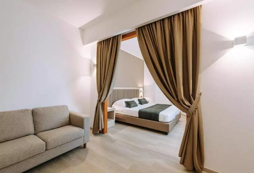 デラックスジュニアスイート, Grand Hotel La Chiusa Di Chietri