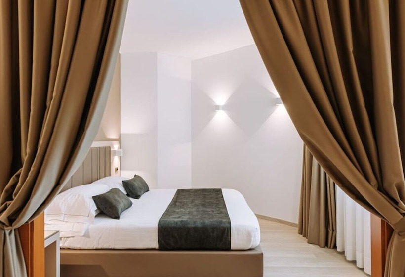 سوییت جونیور لوکس, Grand Hotel La Chiusa Di Chietri