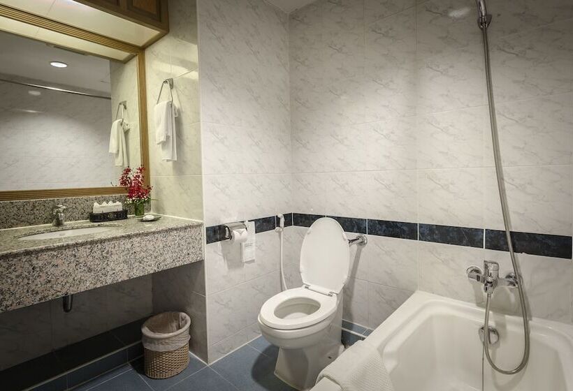 デラックスルーム, Grand Tower Inn Rama 6 Sha Extra Plus