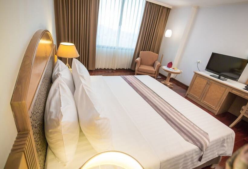 デラックスルーム, Grand Tower Inn Rama 6 Sha Extra Plus