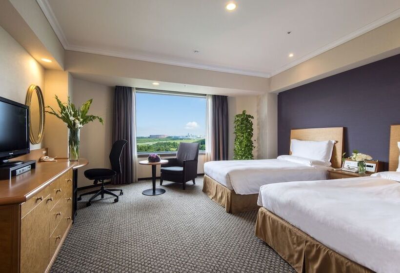 Номер Deluxe, Hilton Tokyo Narita Airport