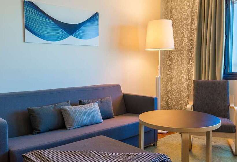 주니어 스위트 킹사이즈 침대, Hilton Tokyo Narita Airport