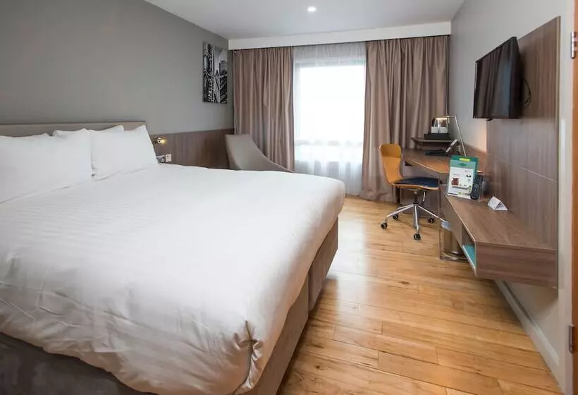スタンダードルーム, Holiday Inn London West, An Ihg