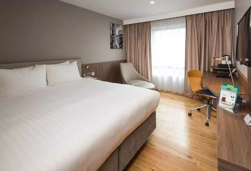 スタンダードルーム, Holiday Inn London West, An Ihg