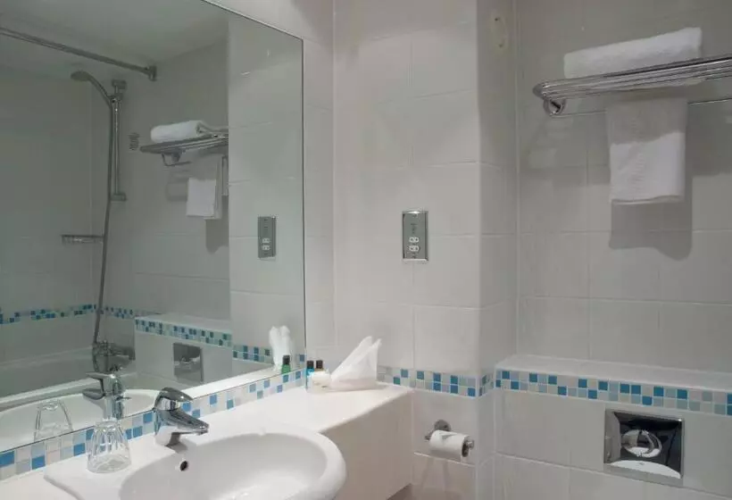 ファミリールーム, Holiday Inn Maidstone Sevenoaks, An Ihg