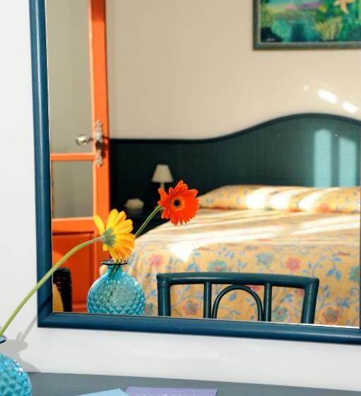 豪华海景房带阳台, La Locanda Azzurra