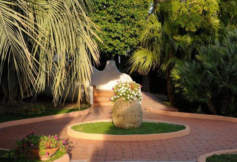 标准三人间, La Locanda Azzurra