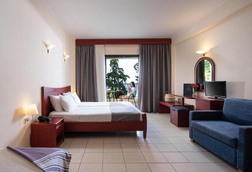 غرفة قياسية ثلاثية, Lesse