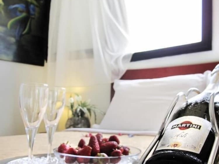 جناح عائلي, Lesse