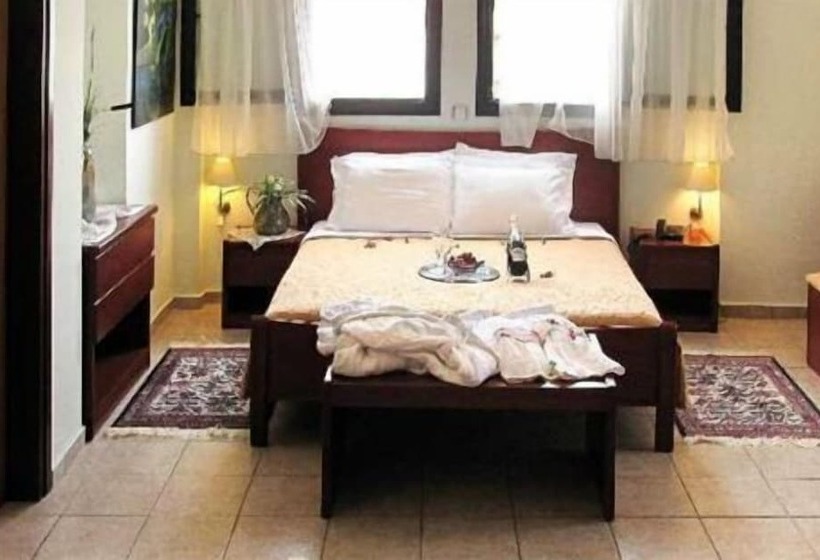 جناح عائلي, Lesse