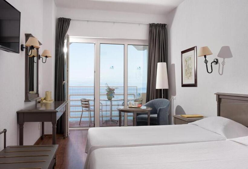 غرفة قياسية مطلّة علي البحر, Louis Ionian Sun