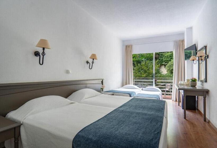 غرفة عائلية, Louis Ionian Sun