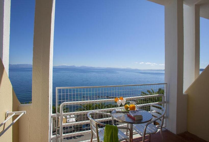 Camera Familiare Vista Mare, Louis Ionian Sun