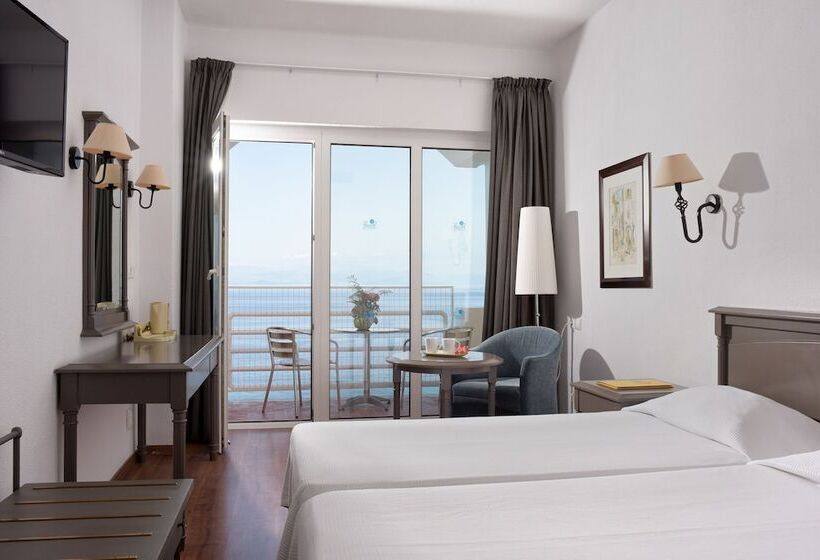 Camera Standard Vista Mare, Louis Ionian Sun