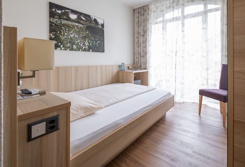 חדר סטנדרט יחיד, Lötschberg