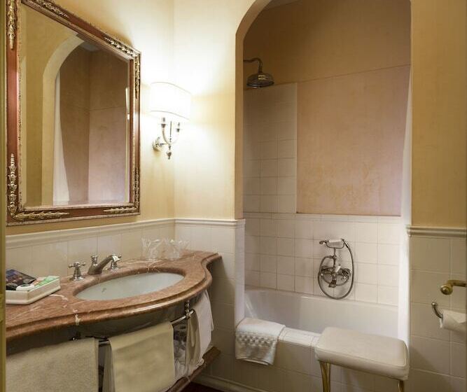 Классический Номер, Posta Donini 1579 Una Esperienze