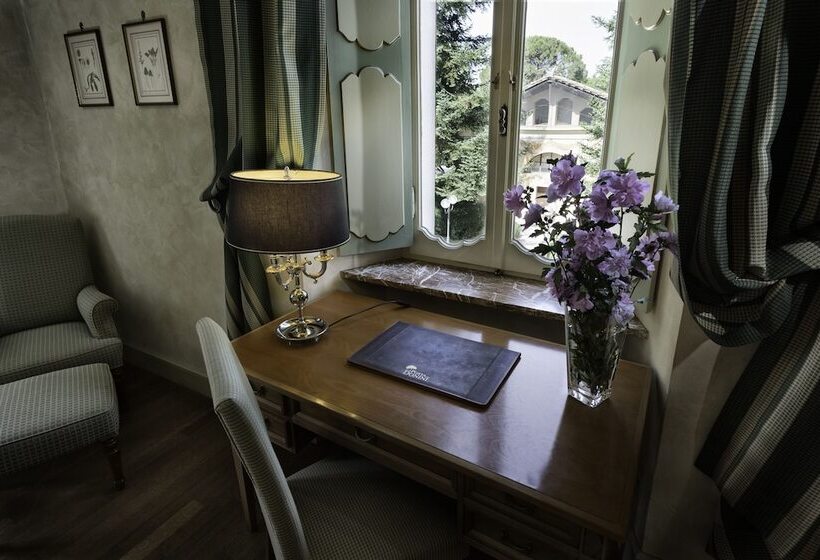 Полулюкс, Posta Donini 1579 Una Esperienze