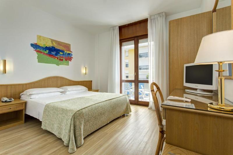 Полулюкс, Posta Donini 1579 Una Esperienze