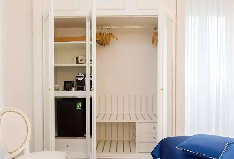Standard Room with Balcony Side Sea View, President
