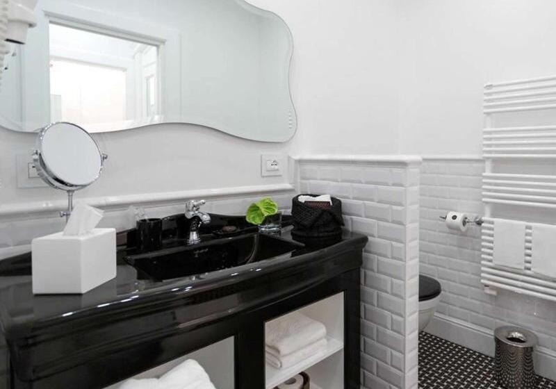 غرفة قياسية إطلالة جانبية علي البحر, President