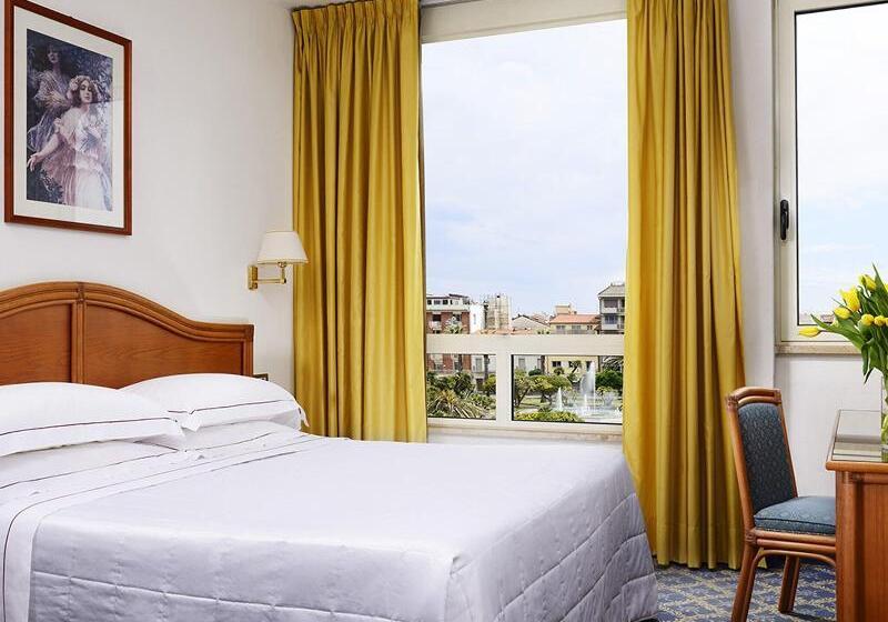 غرفة كلاسيكية, President