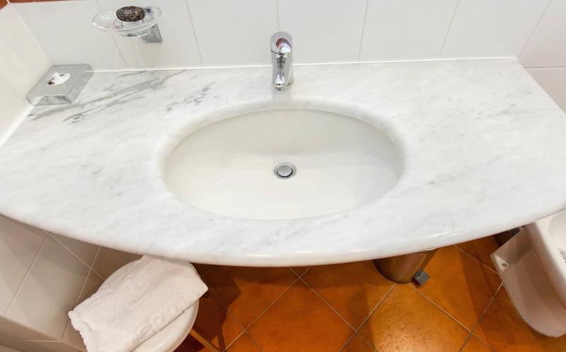 غرفة كلاسيكية, President