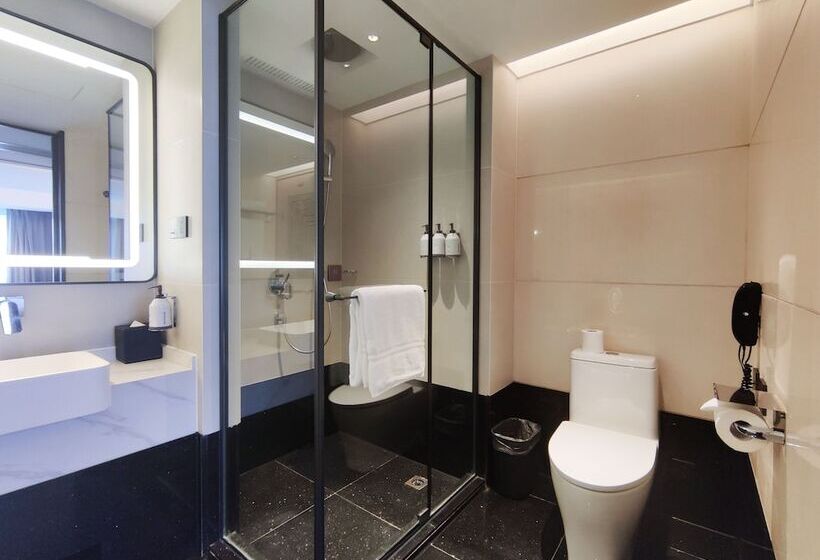 חדר סטנדרט עם מיטת קינג, Swissôtel Shenyang