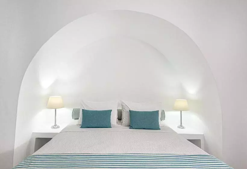 سوییت جونیور اجرایی, Santorini Kastelli Resort